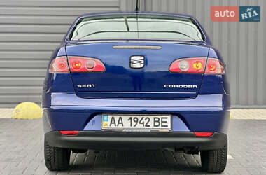Седан SEAT Cordoba 2003 в 