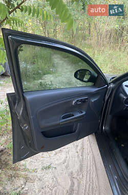 Седан SEAT Cordoba 2008 в 