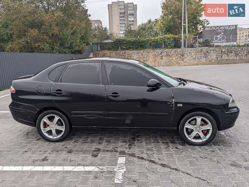 Седан SEAT Cordoba 2007 в Вінниці