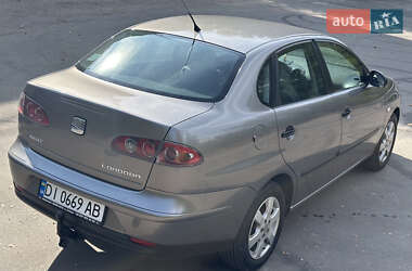 Седан SEAT Cordoba 2003 в 