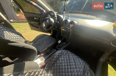 Седан SEAT Cordoba 2006 в 