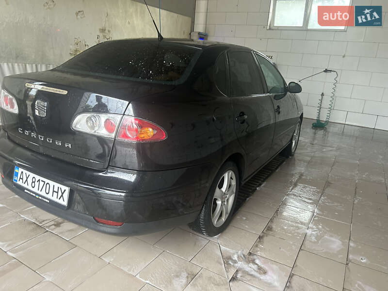 Седан SEAT Cordoba 2008 в Ізюмі