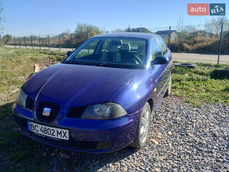 Седан SEAT Cordoba 2004 в Дрогобыче
