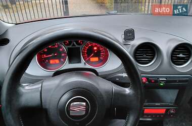 Седан SEAT Cordoba 2008 в  фото 5 Седан SEAT Cordoba 2008 в