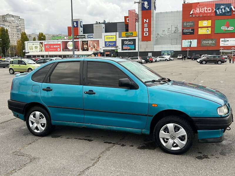 Седан SEAT Cordoba 1995 в Харкові фото 3 Седан SEAT Cordoba 1995 в Харкові