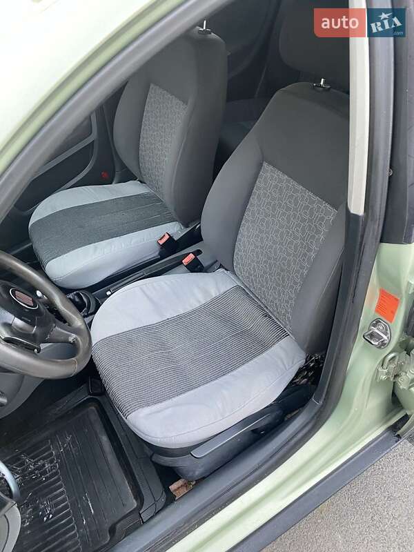 Седан SEAT Cordoba 2006 в Гусятине фото 7 Седан SEAT Cordoba 2006 в Гусятине