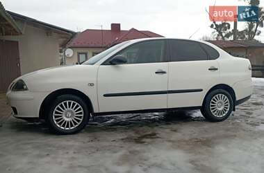 Седан SEAT Cordoba 2004 в Бродах