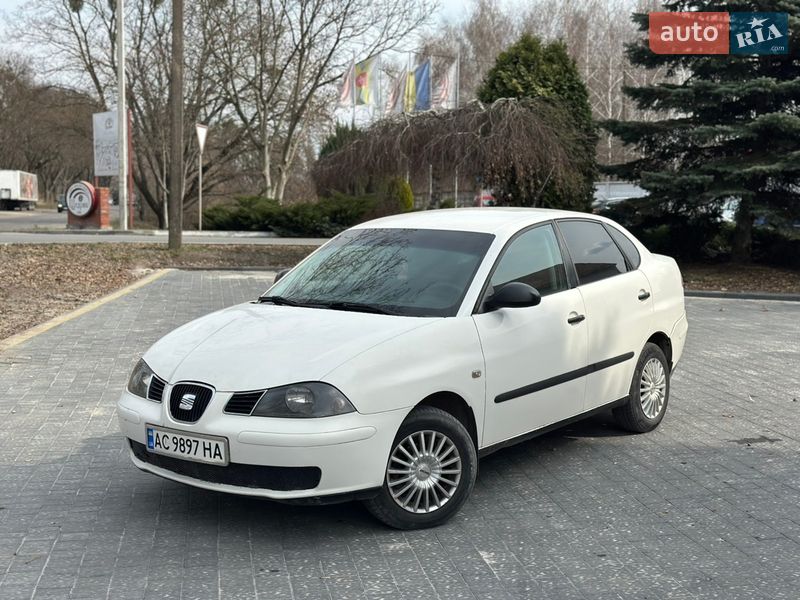 SEAT Cordoba 2004 SEAT Cordoba 2004