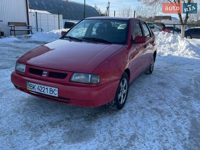 SEAT Cordoba 1995 SEAT Cordoba 1995