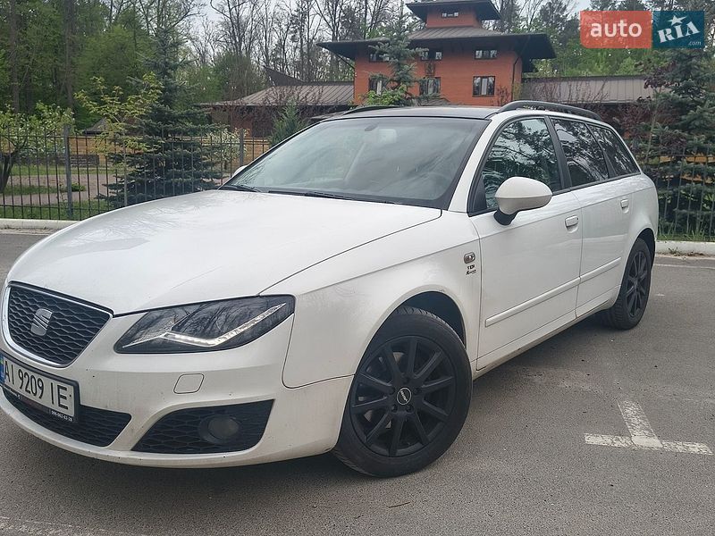 Универсал SEAT Exeo ST 2013 в Киеве