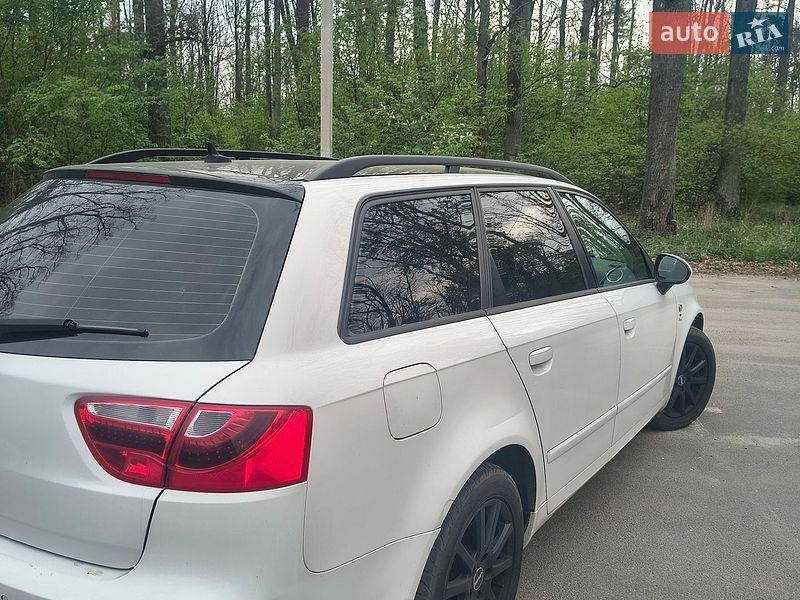 Универсал SEAT Exeo ST 2013 в Киеве