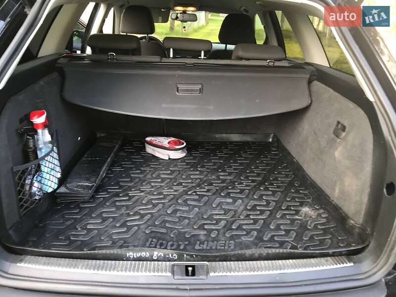 Седан SEAT Exeo 2010 в Пустомытах