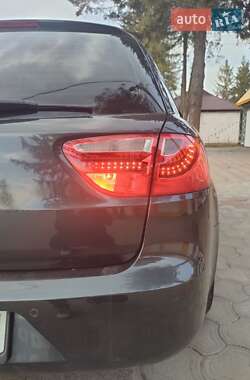 Седан SEAT Exeo 2011 в Умани