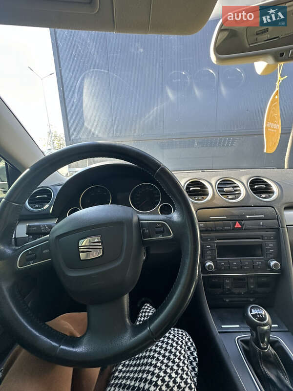 Седан SEAT Exeo 2009 в Ужгороде