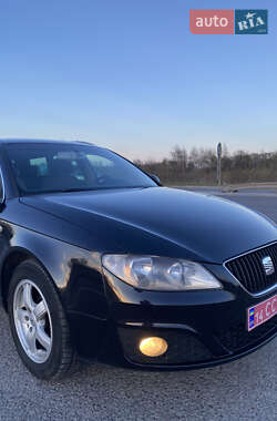 Универсал SEAT Exeo 2011 в 