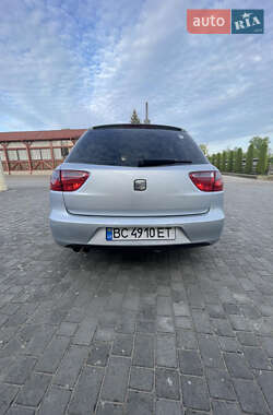 Универсал SEAT Exeo 2010 в 