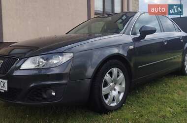 Седан SEAT Exeo 2011 в 