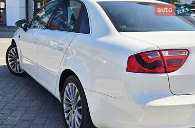 Седан SEAT Exeo 2012 в 