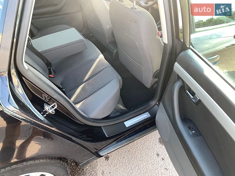 Седан SEAT Exeo 2011 в Харкові