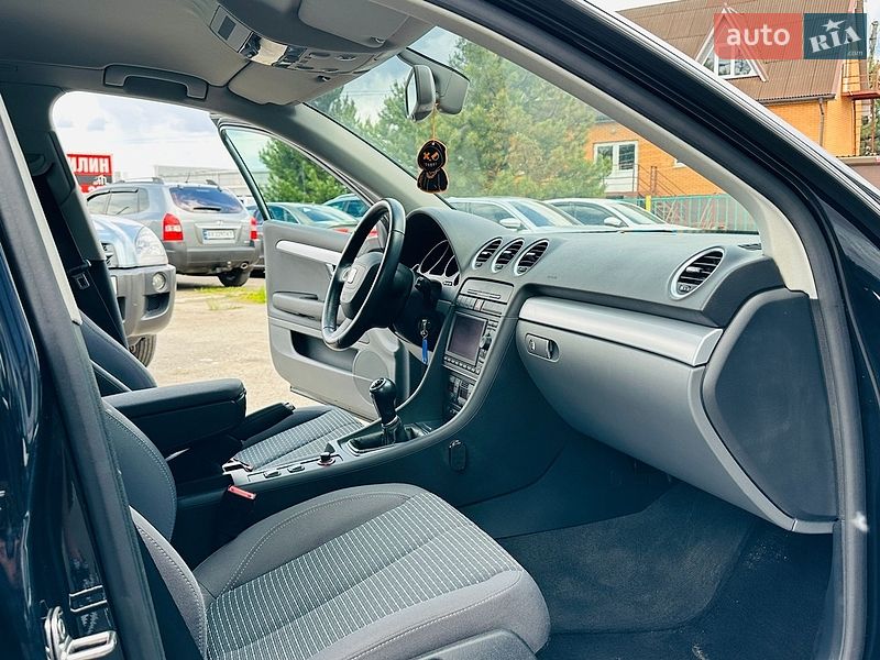 Седан SEAT Exeo 2011 в Харькове