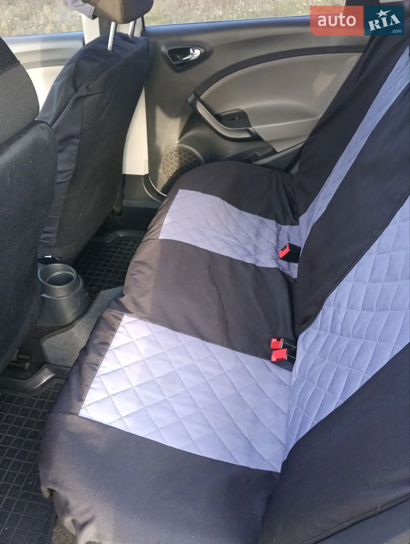 2014 SEAT Ibiza - мініатюра 14