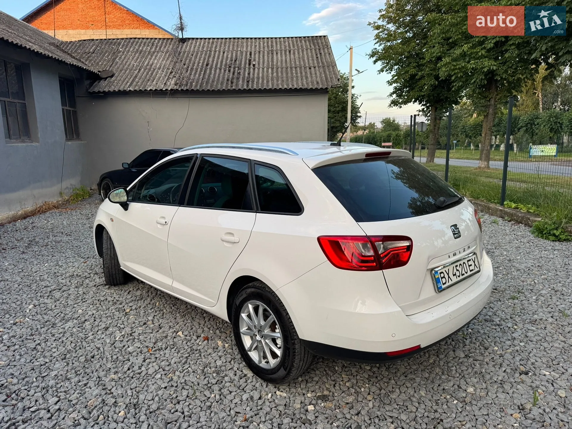 2015 SEAT Ibiza - мініатюра 5