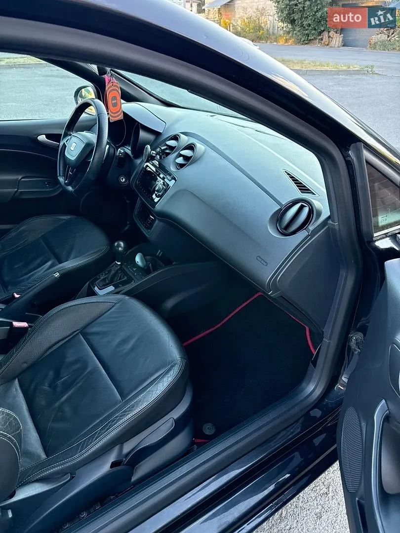 2011 SEAT Ibiza - мініатюра 11