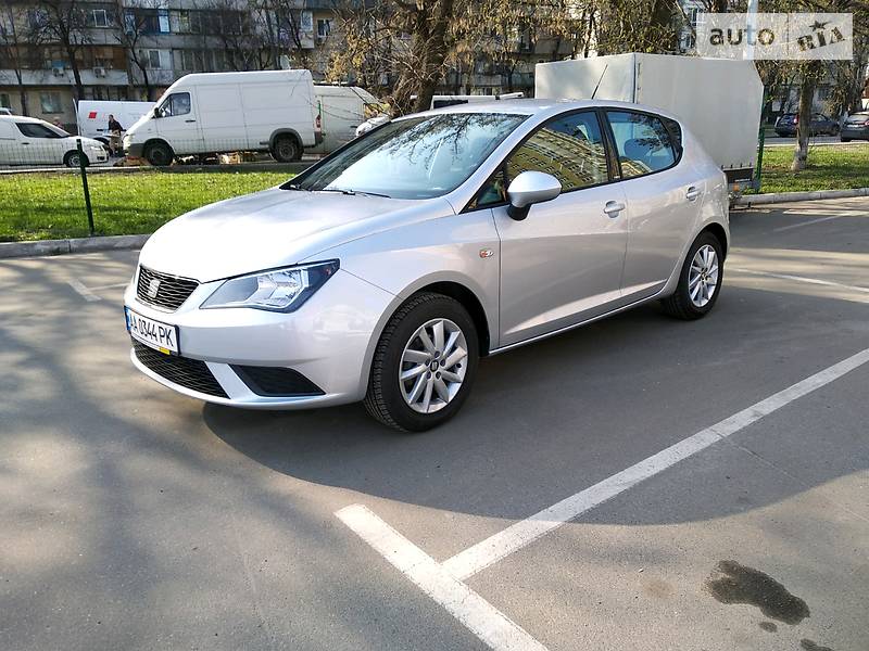 Хэтчбек SEAT Ibiza 2015 в Киеве