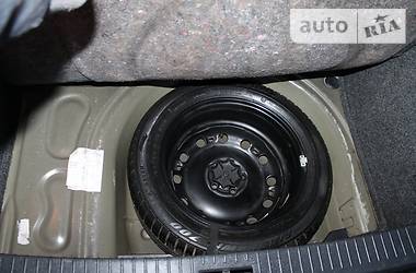 Хэтчбек SEAT Ibiza 2008 в 