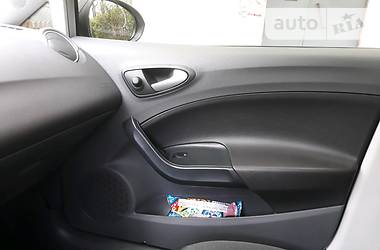 Хетчбек SEAT Ibiza 2011 в 