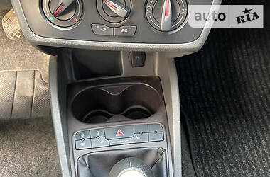 Хетчбек SEAT Ibiza 2011 в 