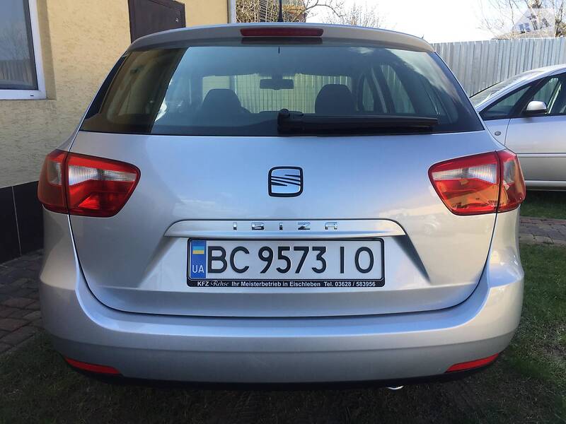 Хетчбек SEAT Ibiza 2011 в Стрию