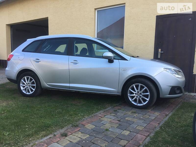 Хетчбек SEAT Ibiza 2011 в Стрию