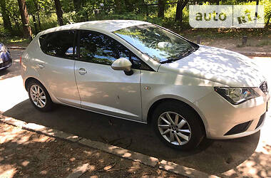 Хетчбек SEAT Ibiza 2015 в 
