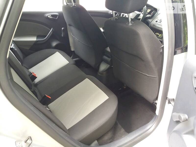 Універсал SEAT Ibiza 2013 в Чернівцях