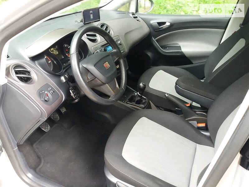 Універсал SEAT Ibiza 2013 в Чернівцях