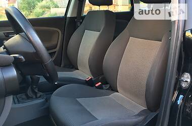 Хетчбек SEAT Ibiza 2006 в 
