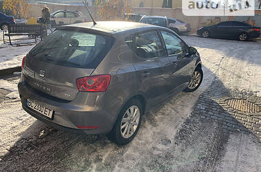 Хэтчбек SEAT Ibiza 2015 в Львове