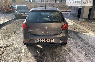 Хэтчбек SEAT Ibiza 2015 в Львове