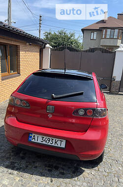 Хетчбек SEAT Ibiza 2006 в Києві