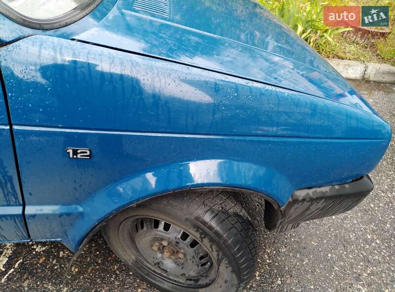 Хетчбек SEAT Ibiza 1988 в Черкасах