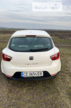 Хетчбек SEAT Ibiza 2011 в Кельменцях