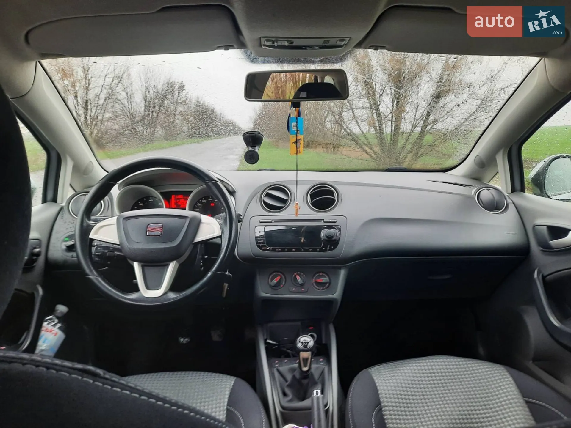 2011 SEAT Ibiza - мініатюра 10