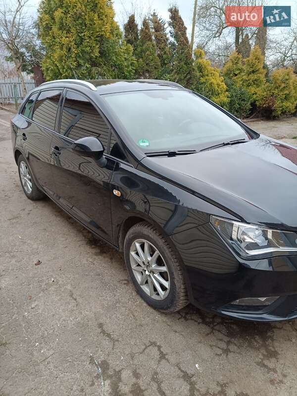 Универсал SEAT Ibiza 2015 в Нововолынске