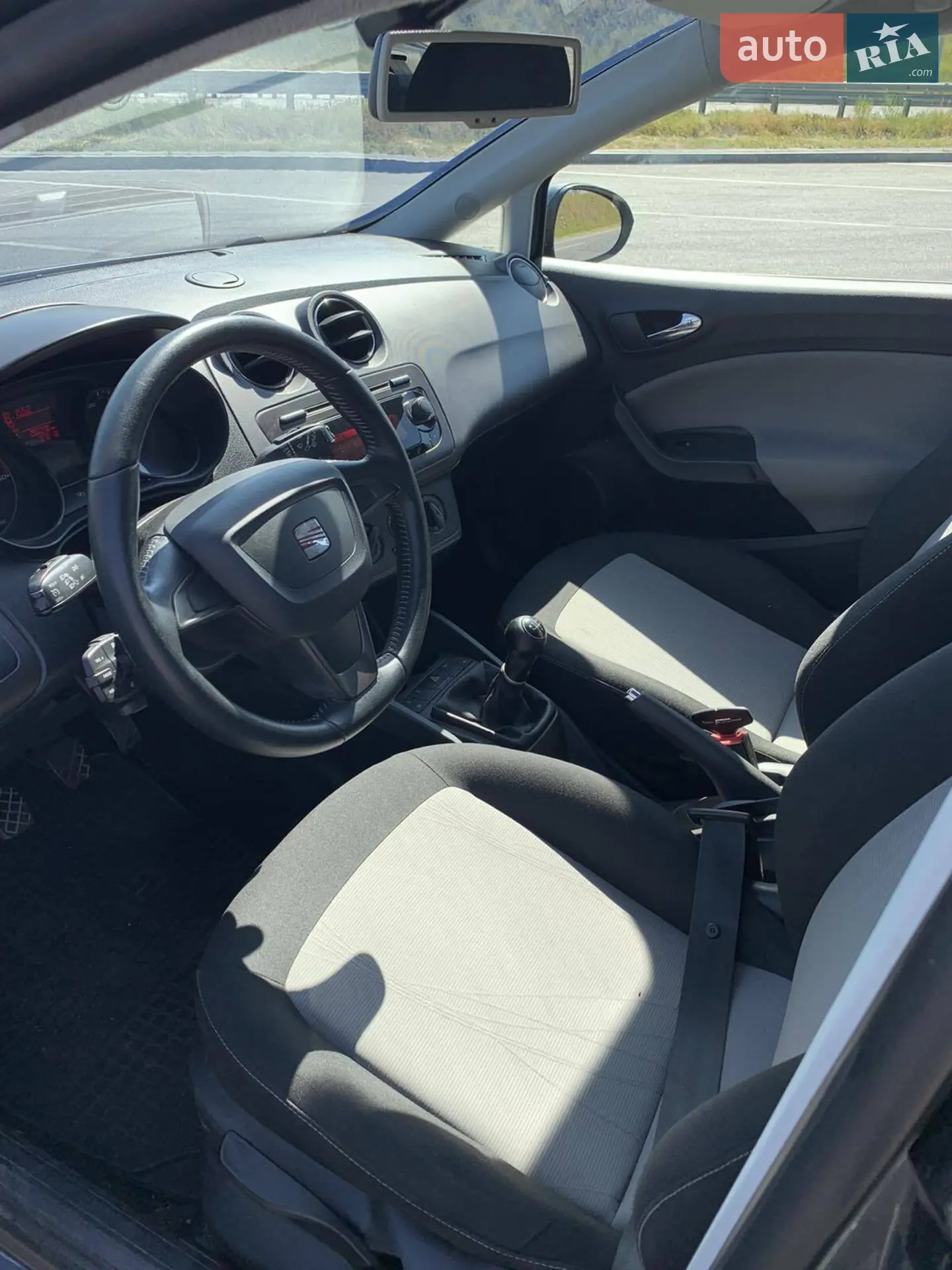 2012 SEAT Ibiza - мініатюра 10