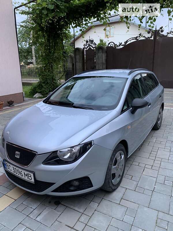 Купе SEAT Ibiza 2010 в Болехові