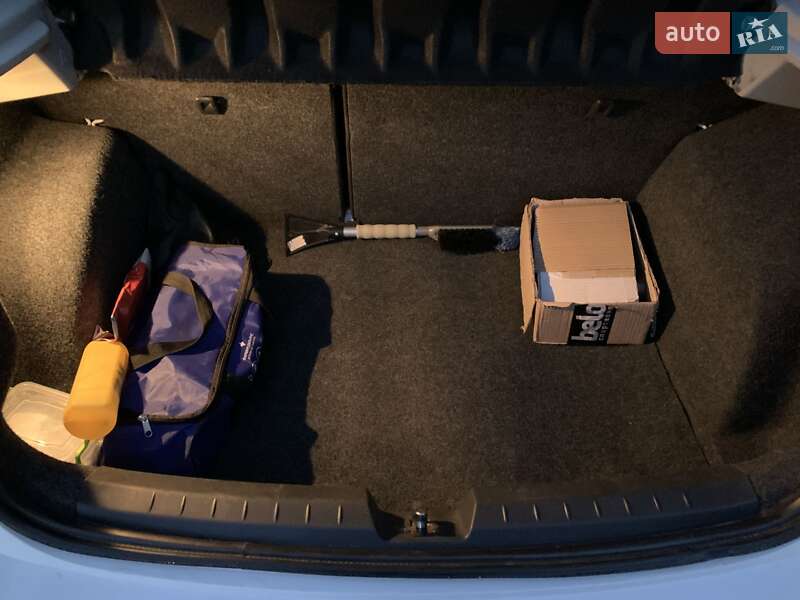 Хетчбек SEAT Ibiza 2011 в Оржиці