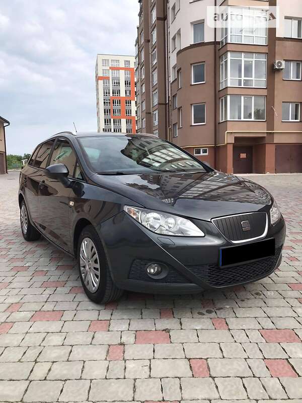 Хетчбек SEAT Ibiza 2010 в Калуші