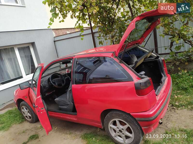 Хетчбек SEAT Ibiza 1995 в Львові