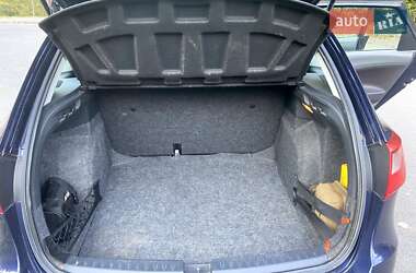 Хэтчбек SEAT Ibiza 2010 в 